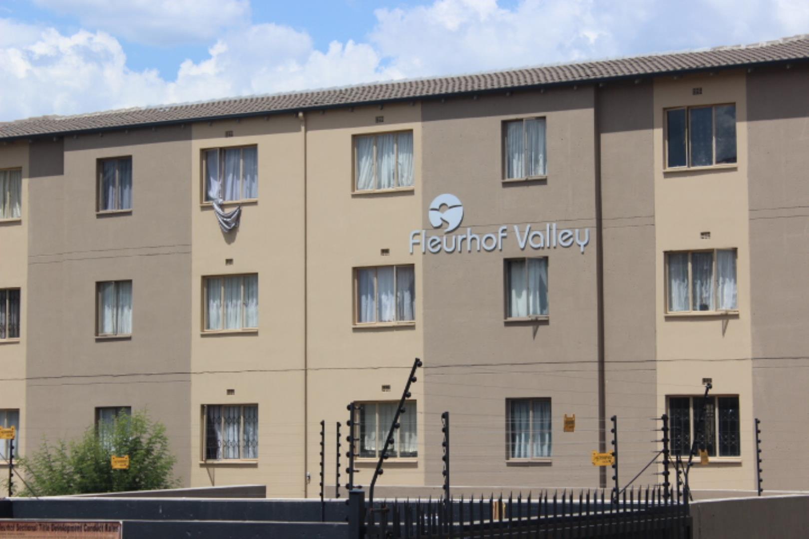 2 Bedroom Flat for Sale - Gauteng