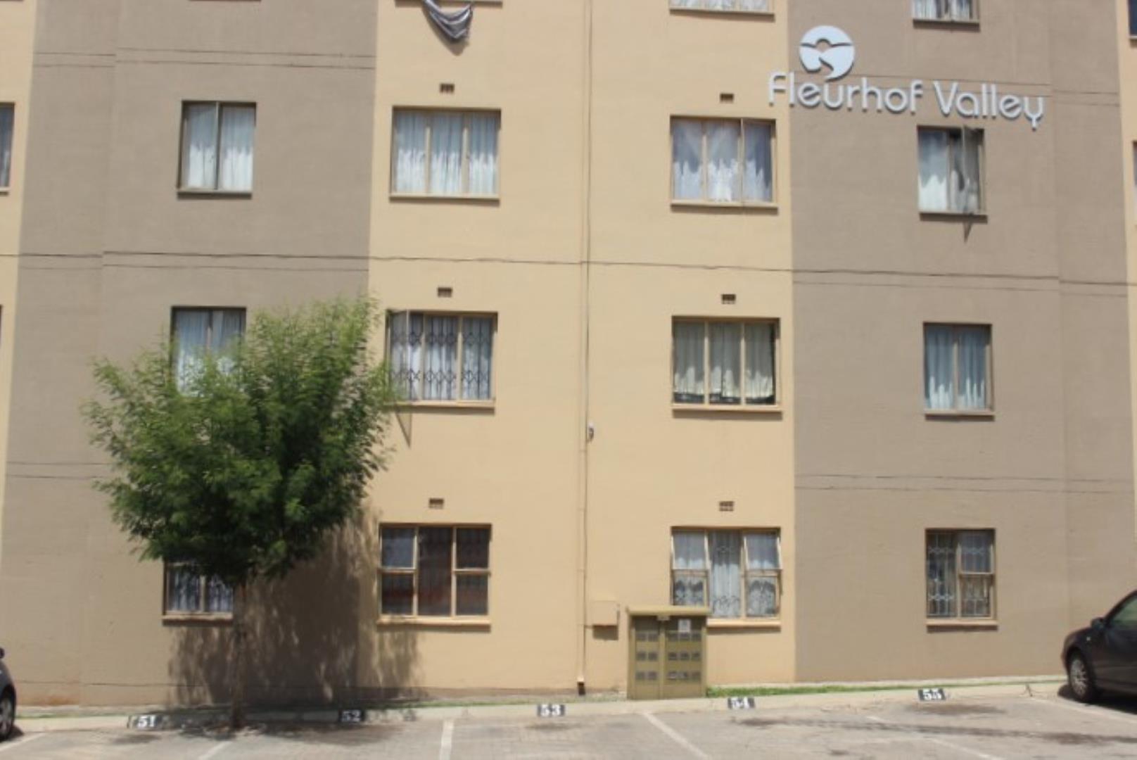 559263_2.JPG