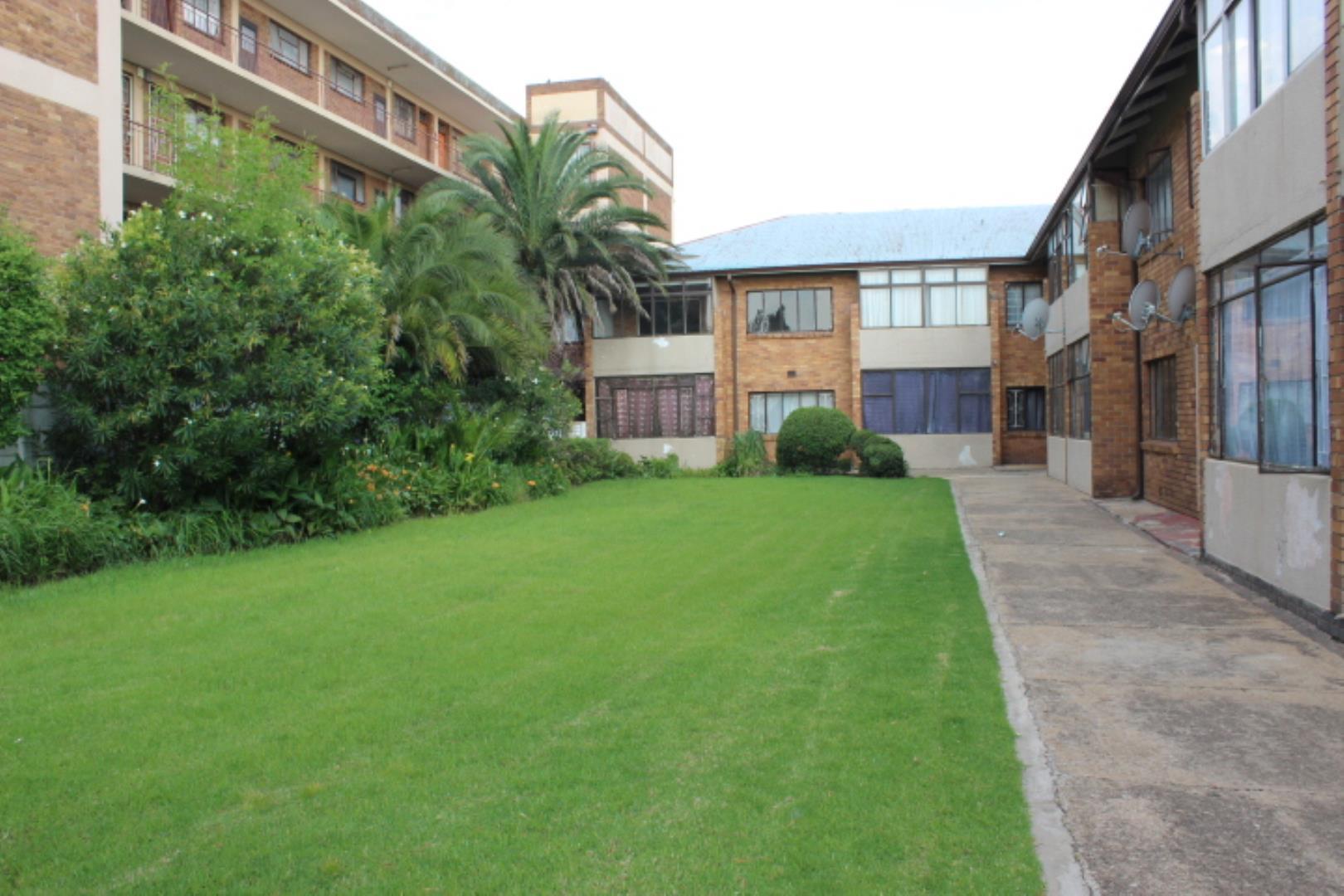 1 Bedroom Apartment for Sale - Gauteng