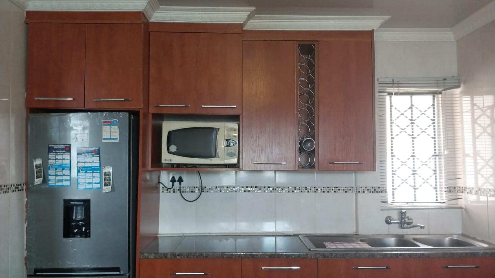 707555_5.jpg