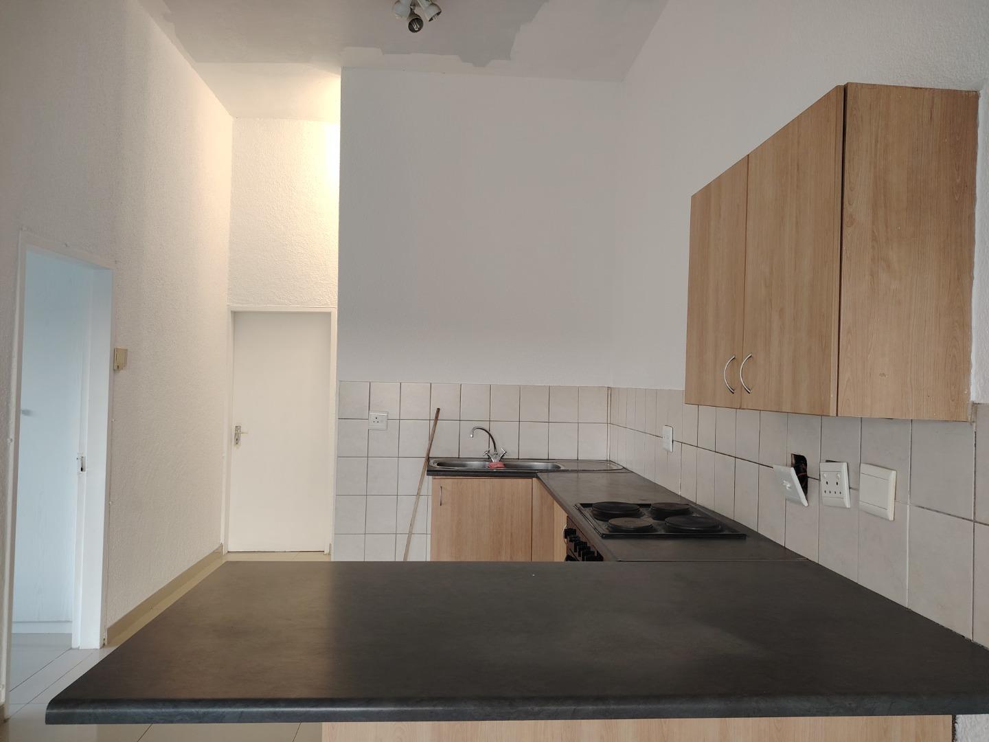 751563_7.jpg